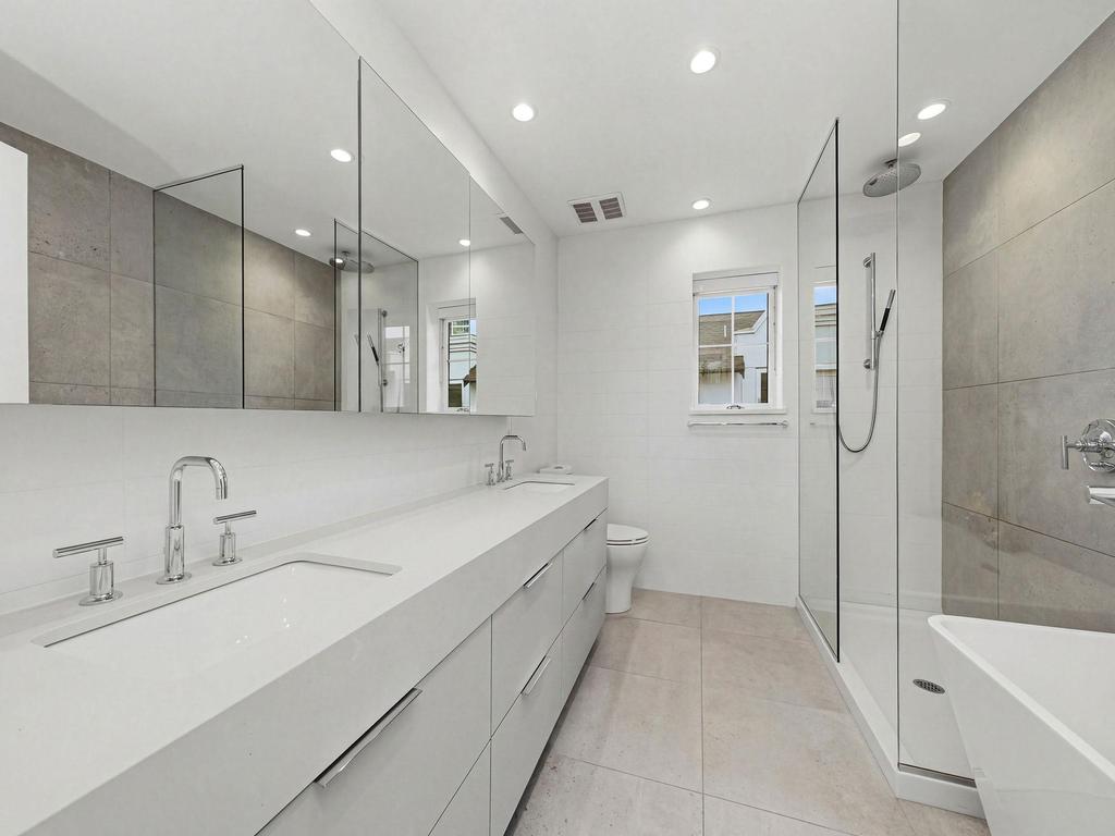 Listing Image for R3107343