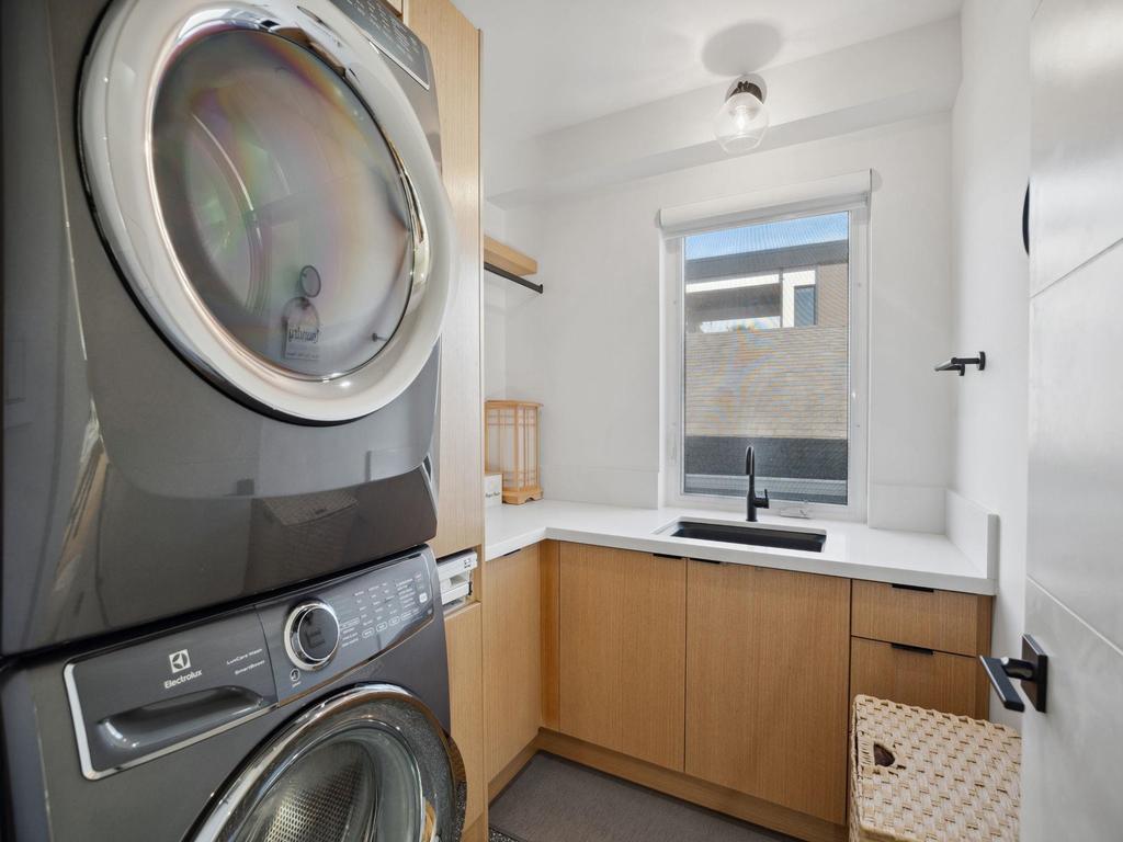 Listing Image for R3107347