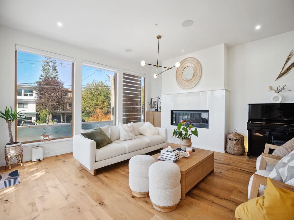 Listing Image for R3107347