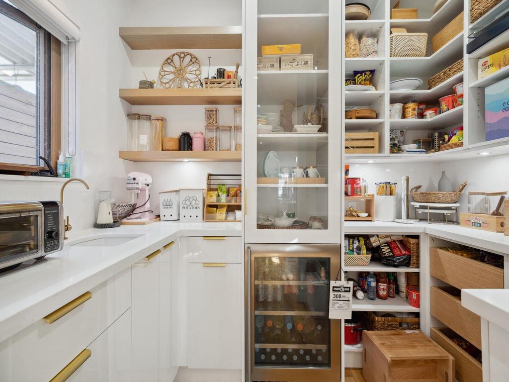 Listing Image for R3107347