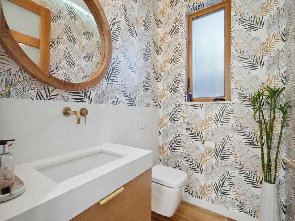 Listing Image for R3107347