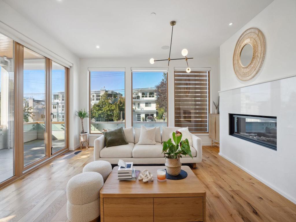 Listing Image for R3107347