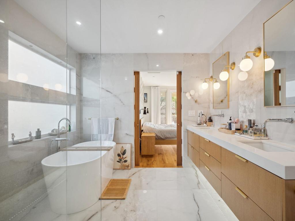 Listing Image for R3107347