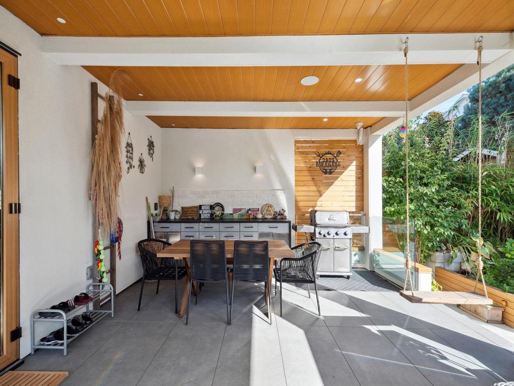 Listing Image for R3107347