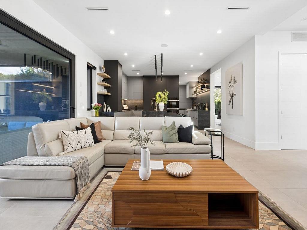 Listing Image for R3107361