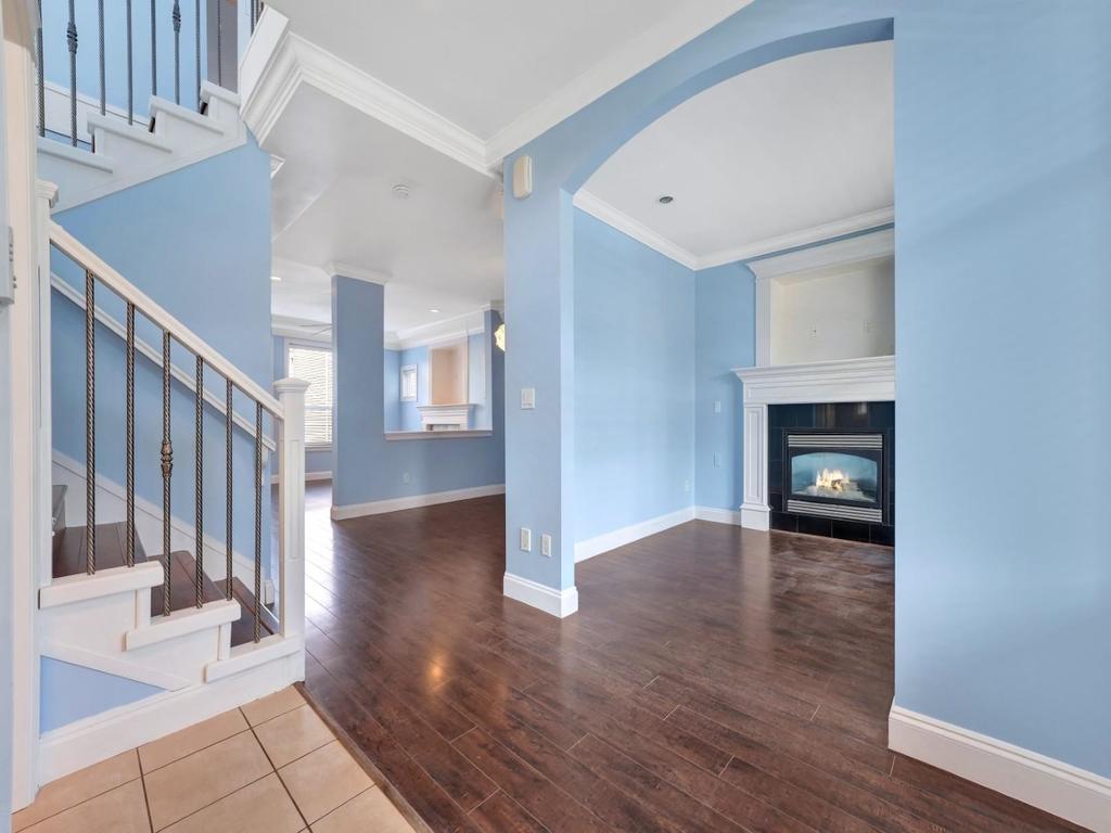 Listing Image for R3107378