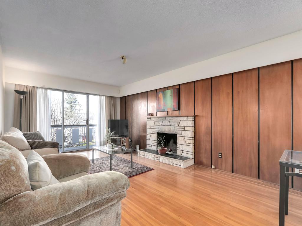 Listing Image for R3107556