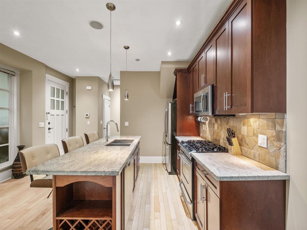 Listing Image for R3107564