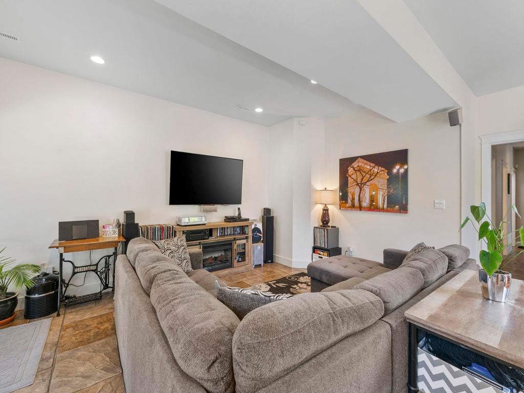 Listing Image for R3107605