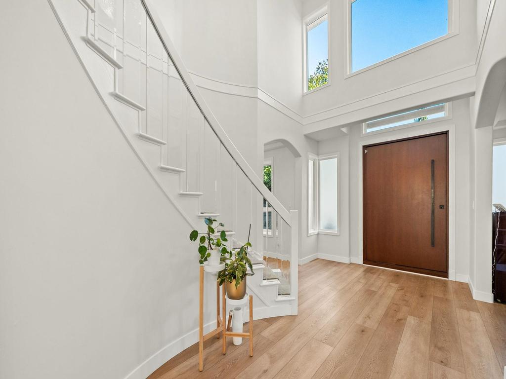 Listing Image for R3107620