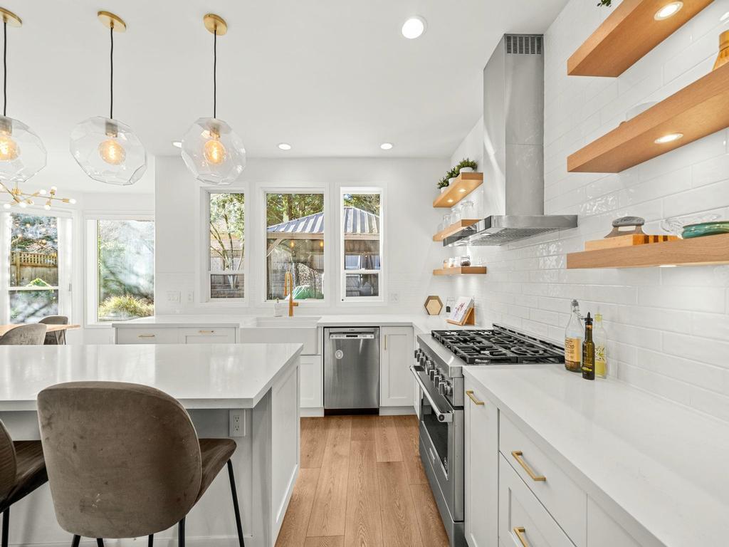 Listing Image for R3107620