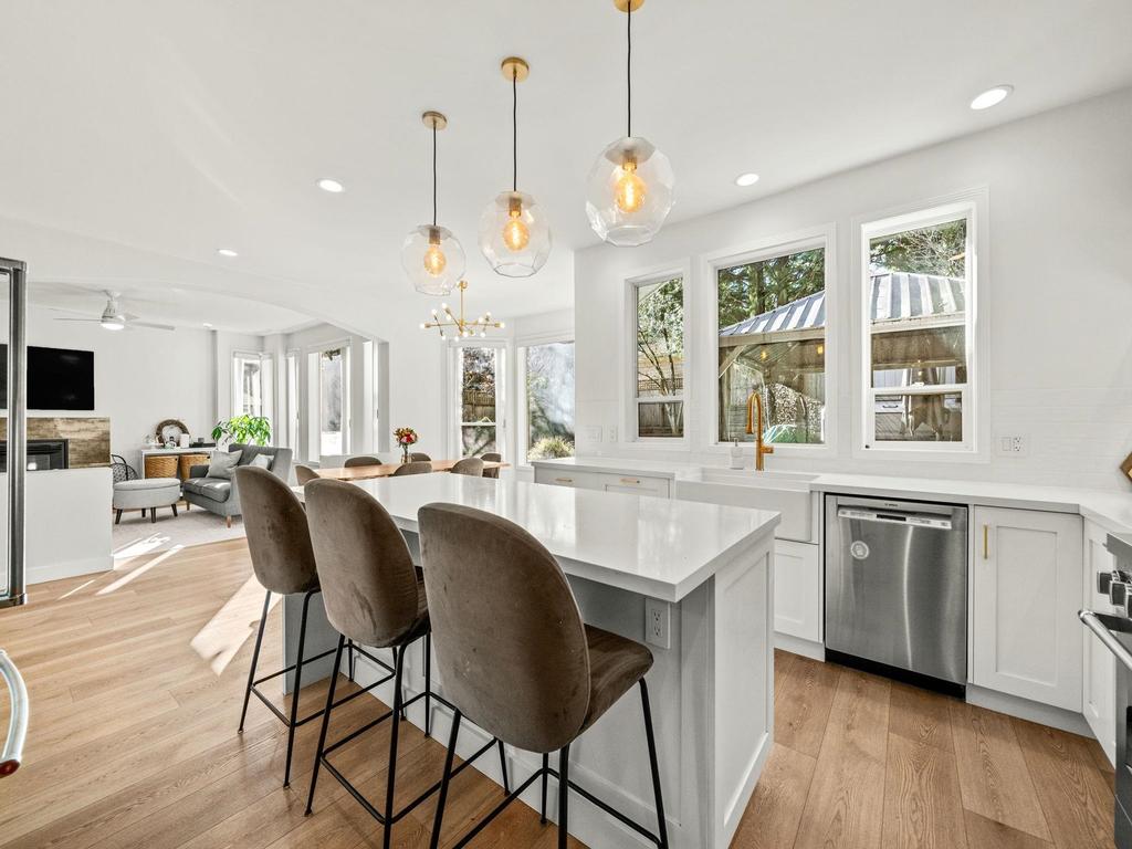 Listing Image for R3107620