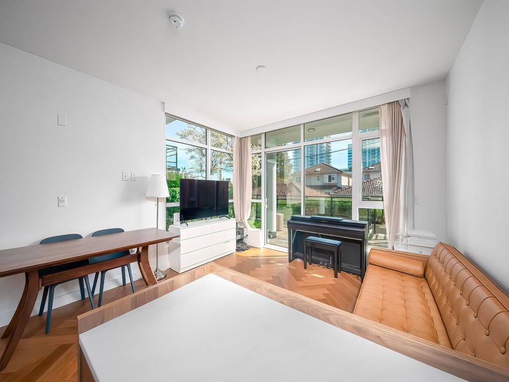 Listing Image for R3107996