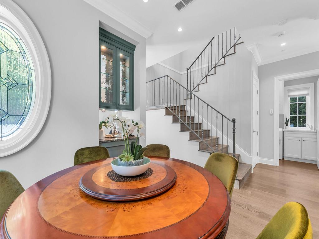 Listing Image for R3108012