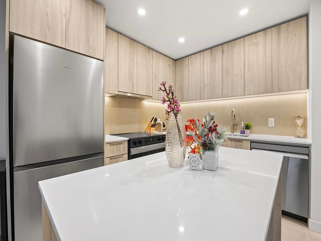 Listing Image for R3108021