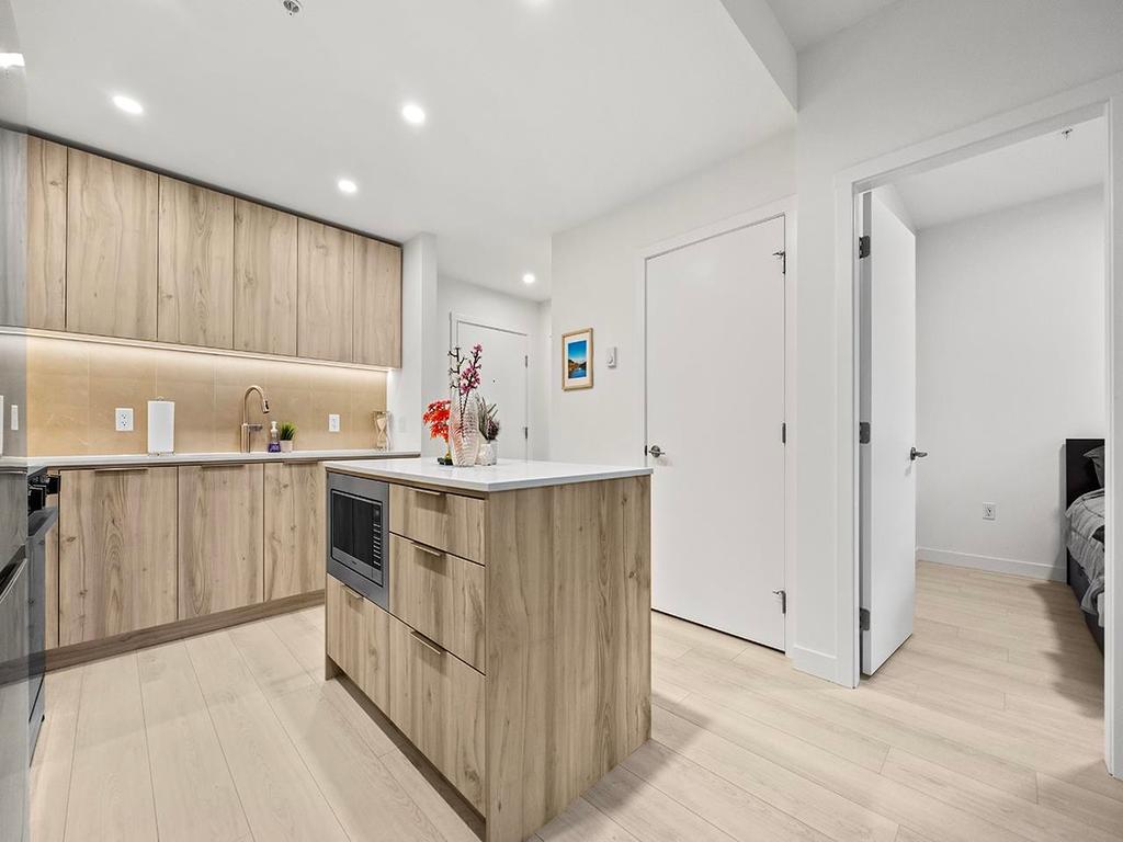 Listing Image for R3108021