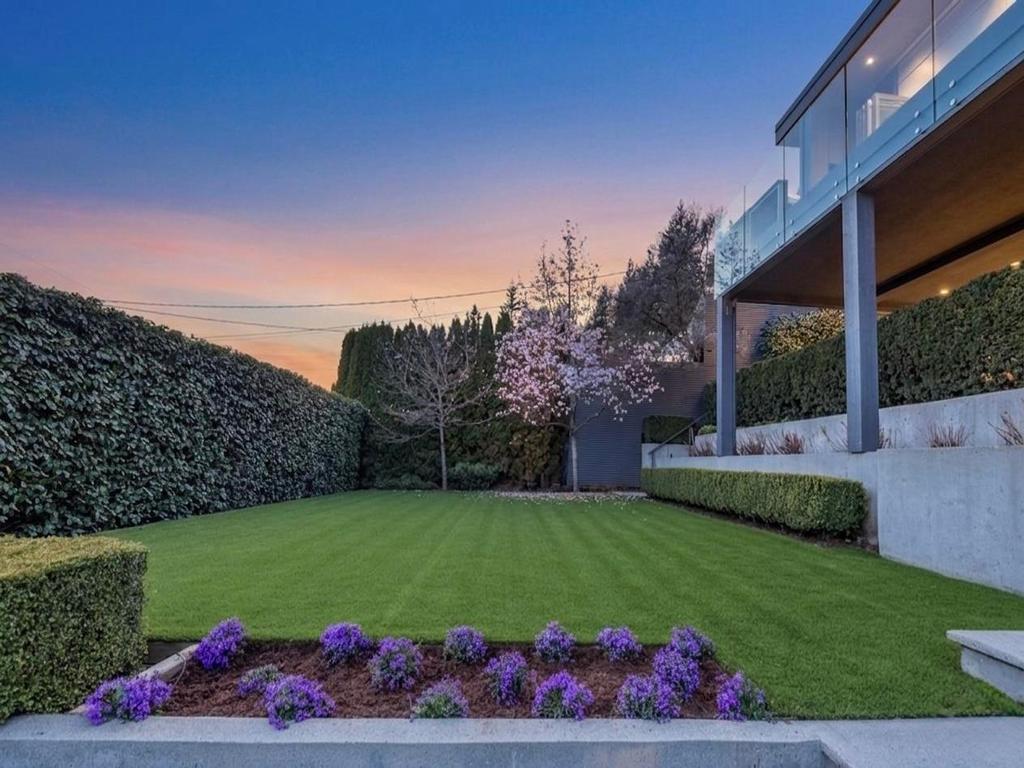 Listing Image for R3108082