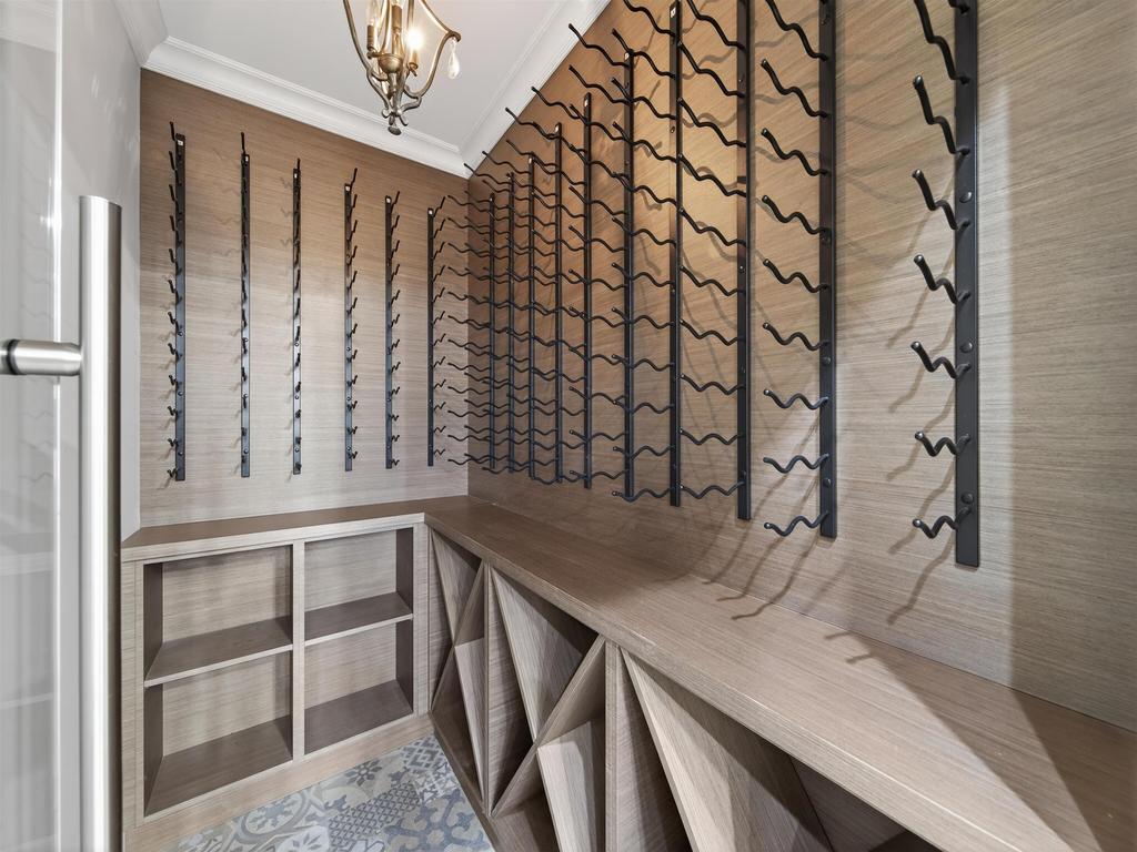 Listing Image for R3108096