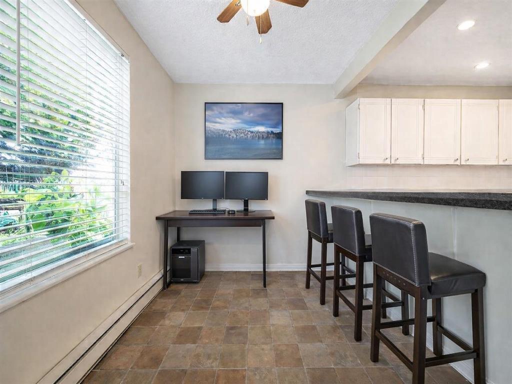 Listing Image for R3108108