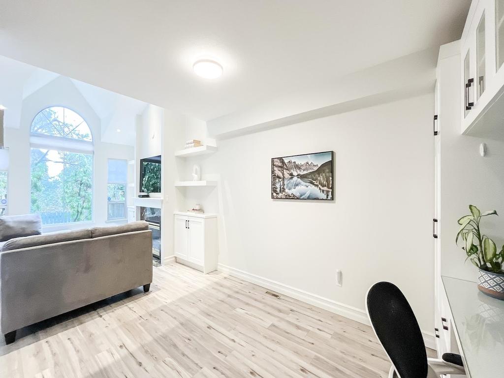 Listing Image for R3108177