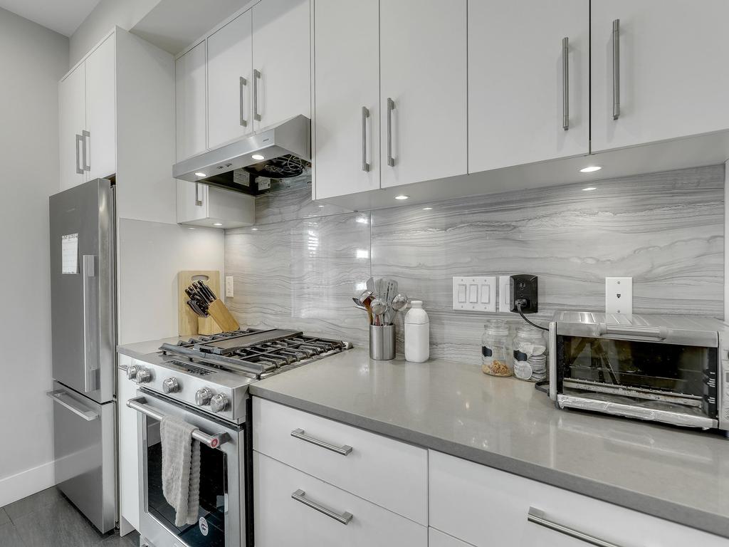 Listing Image for R3108228