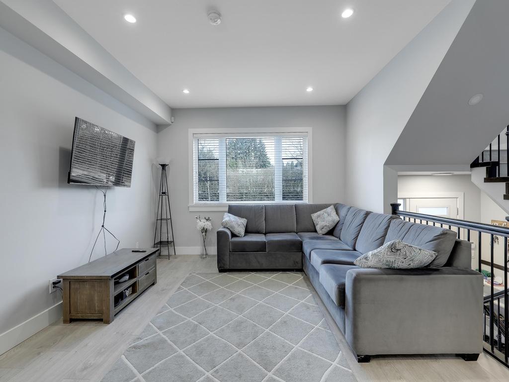 Listing Image for R3108228