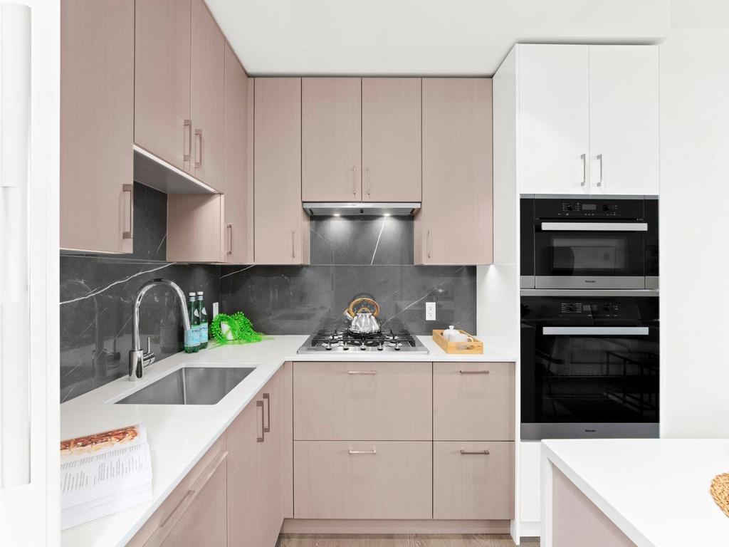 Listing Image for R3108330