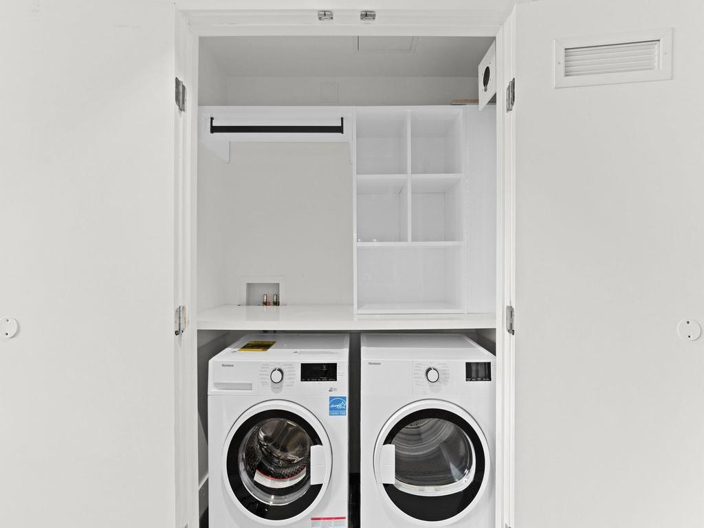 Listing Image for R3108330