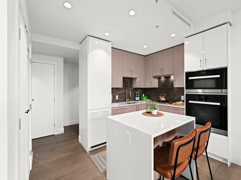 Listing Image for R3108330