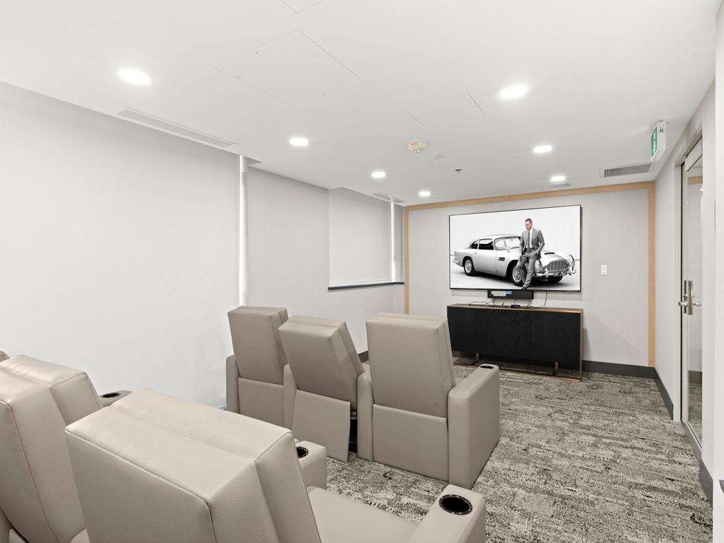 Listing Image for R3108330