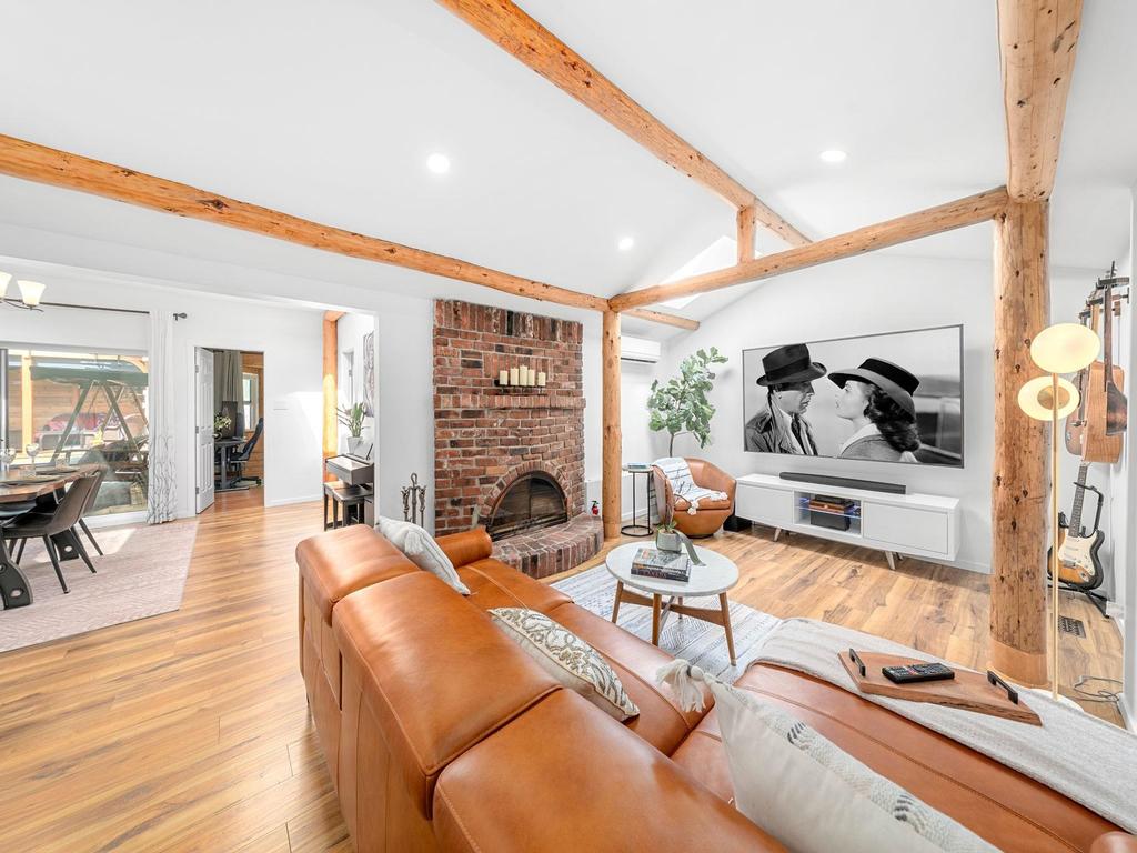 Listing Image for R3108336