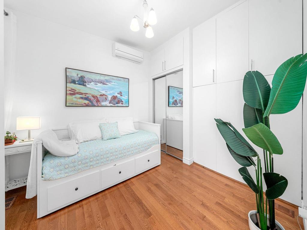 Listing Image for R3108336