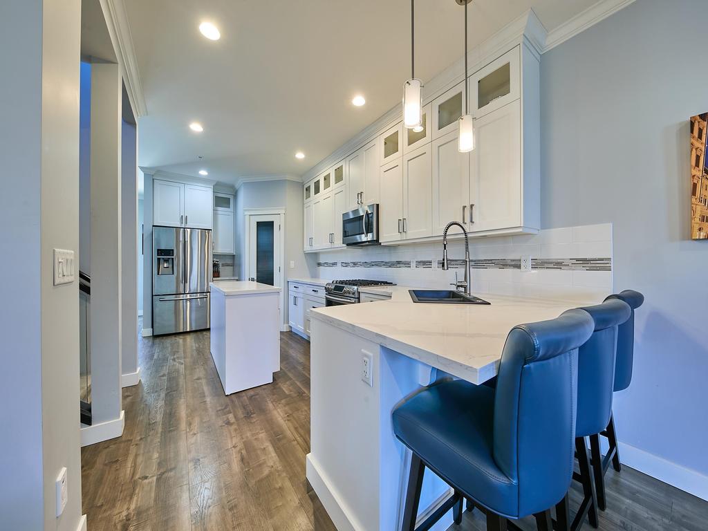 Listing Image for R3108366