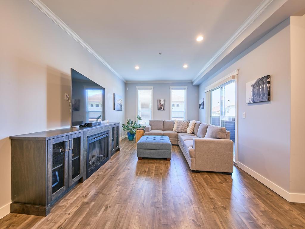 Listing Image for R3108366