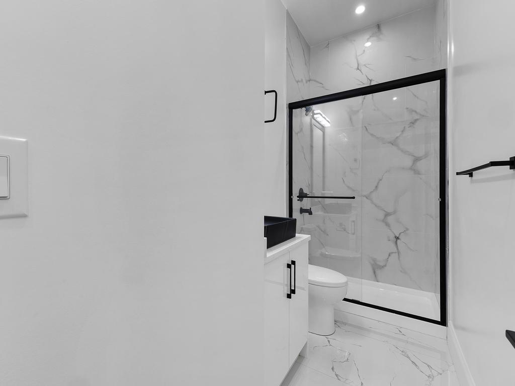Listing Image for R3108408