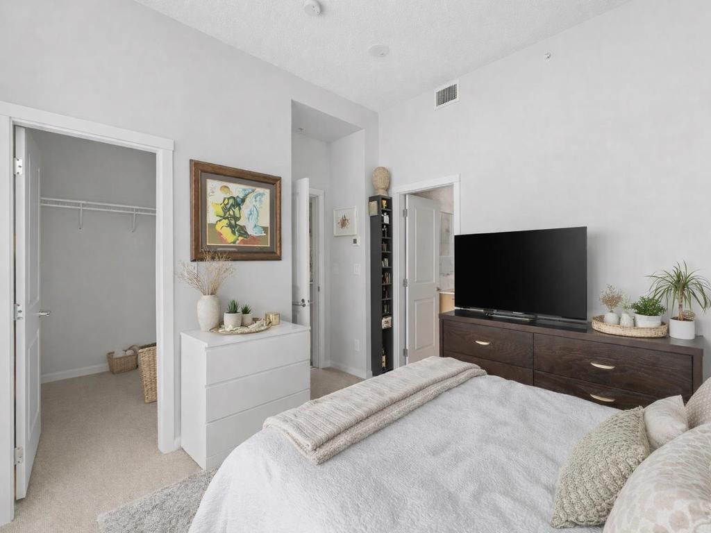 Listing Image for R3108556