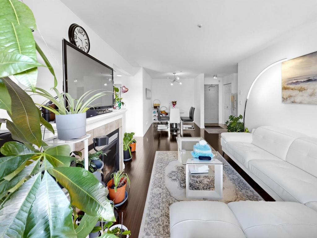 Listing Image for R3108596