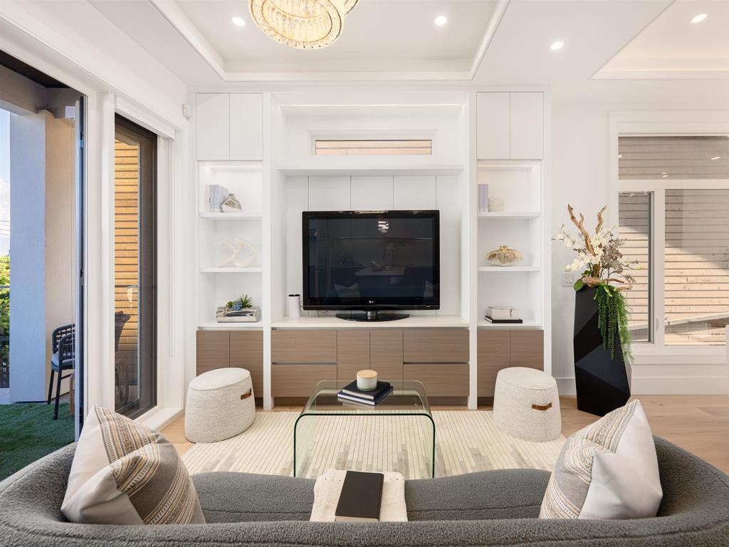 Listing Image for R3108605