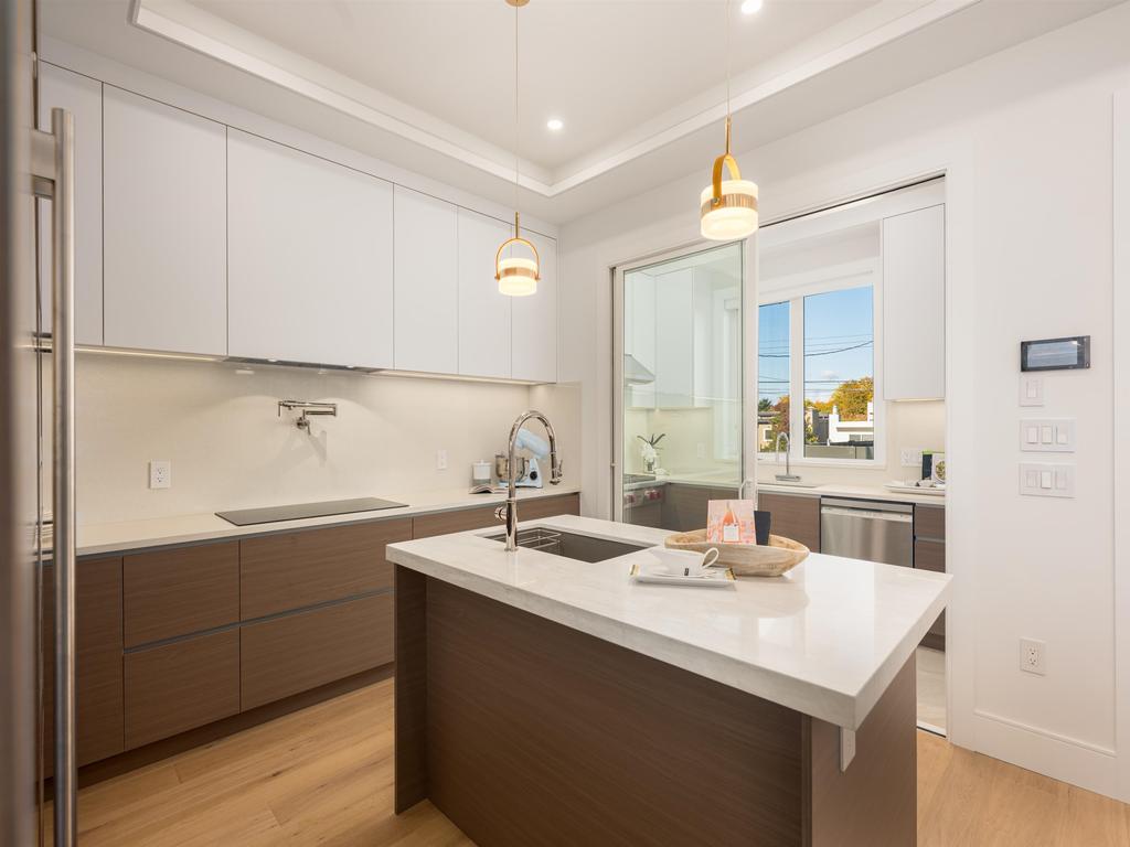 Listing Image for R3108605