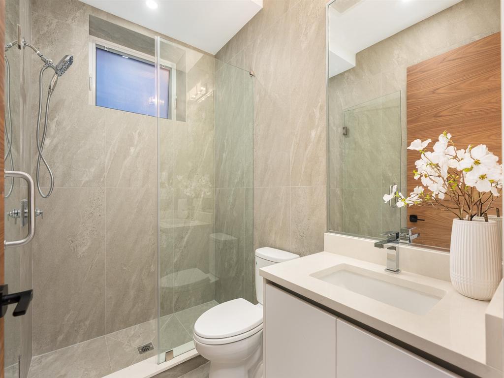 Listing Image for R3108605