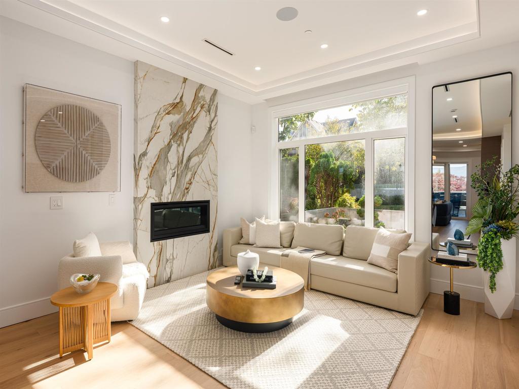 Listing Image for R3108605