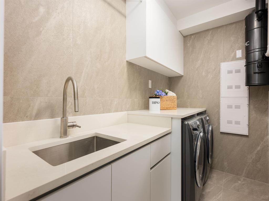 Listing Image for R3108605