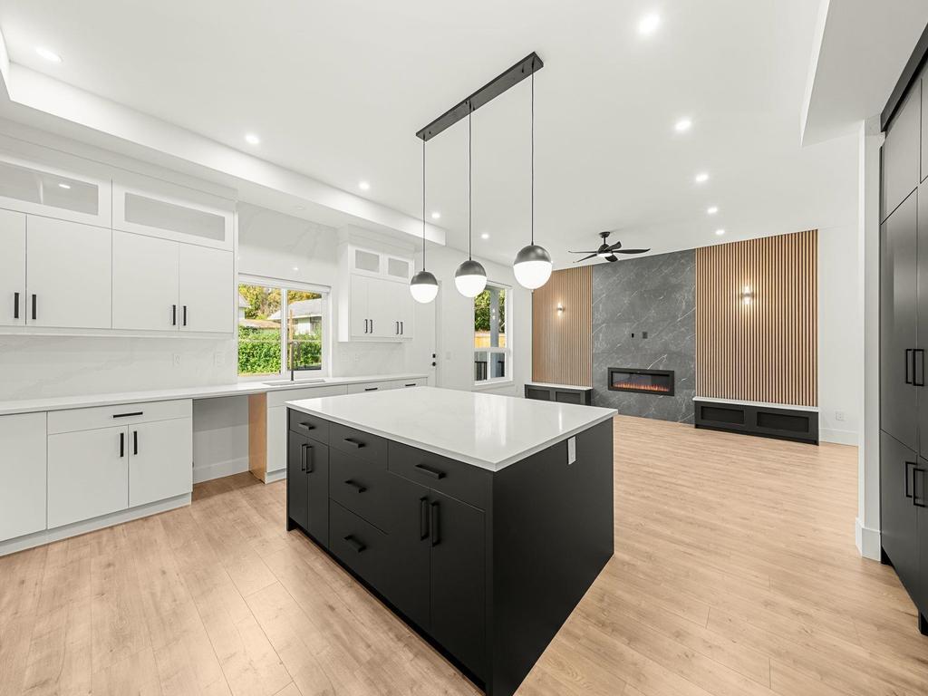 Listing Image for R3108622