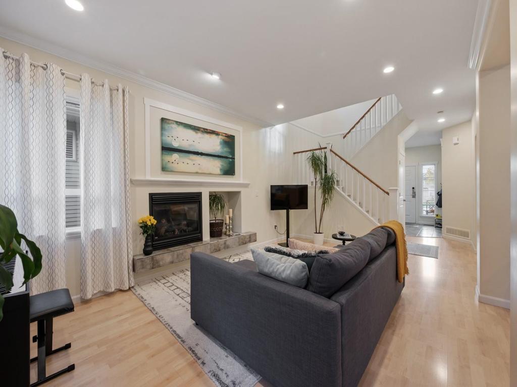 Listing Image for R3108663