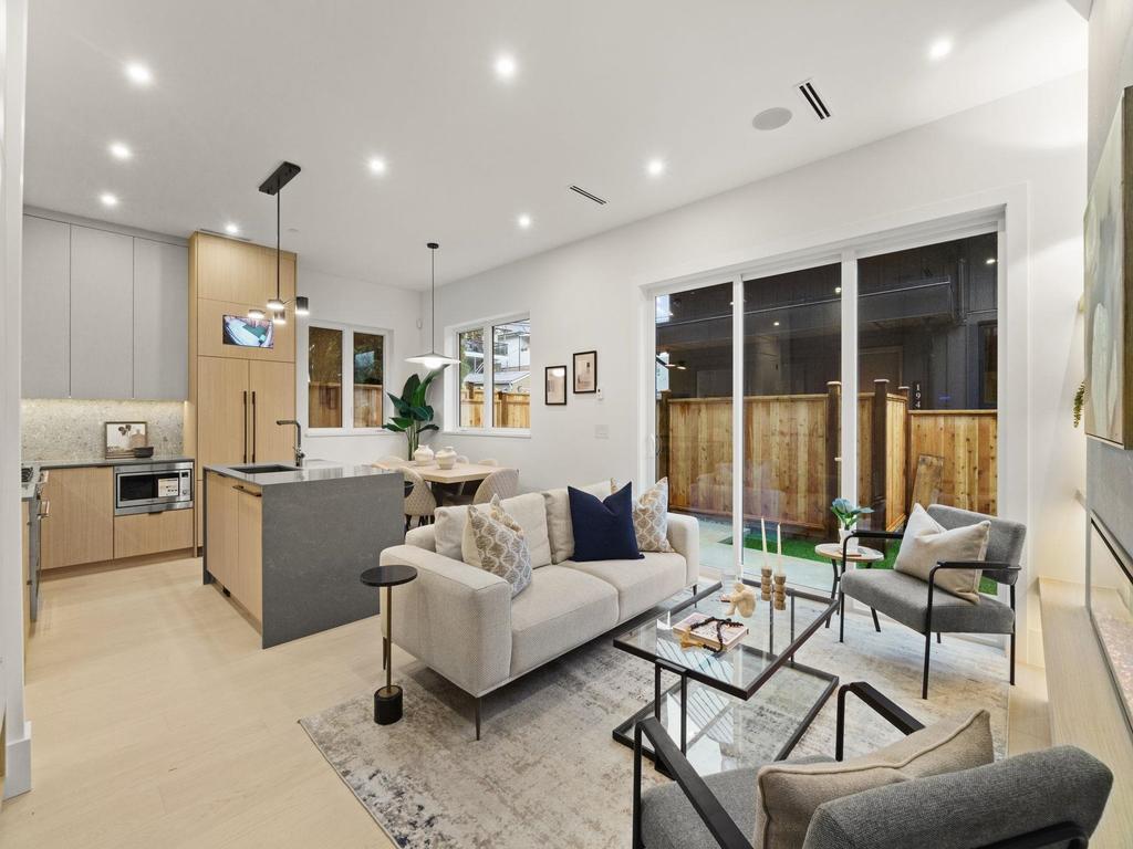 Listing Image for R3108676