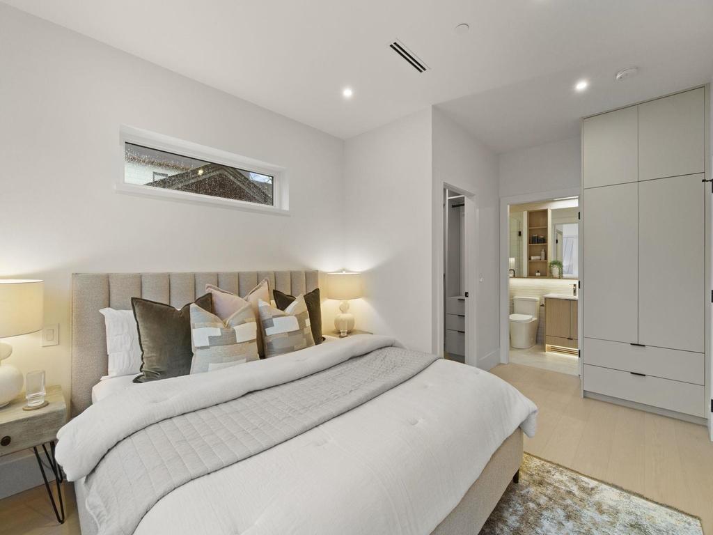 Listing Image for R3108676