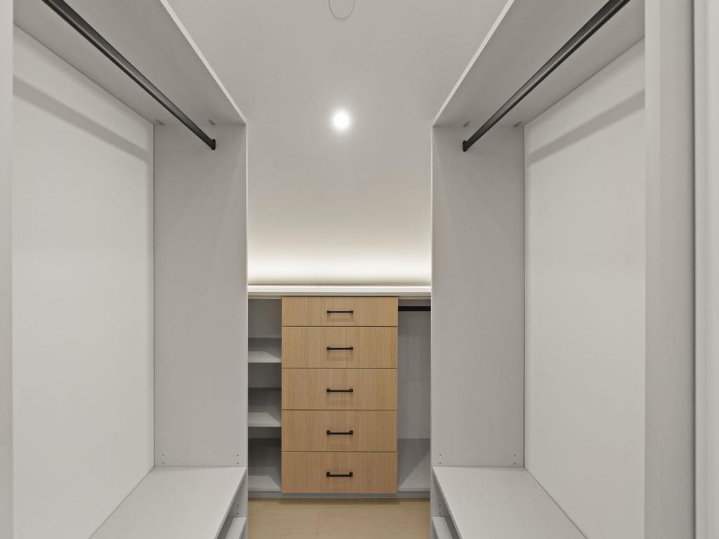 Listing Image for R3108676