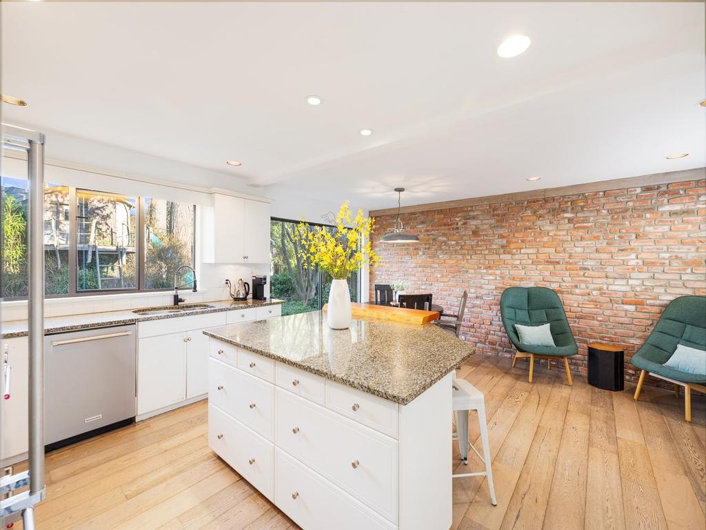 Listing Image for R3108695