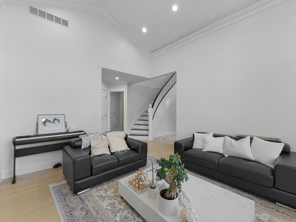 Listing Image for R3108830