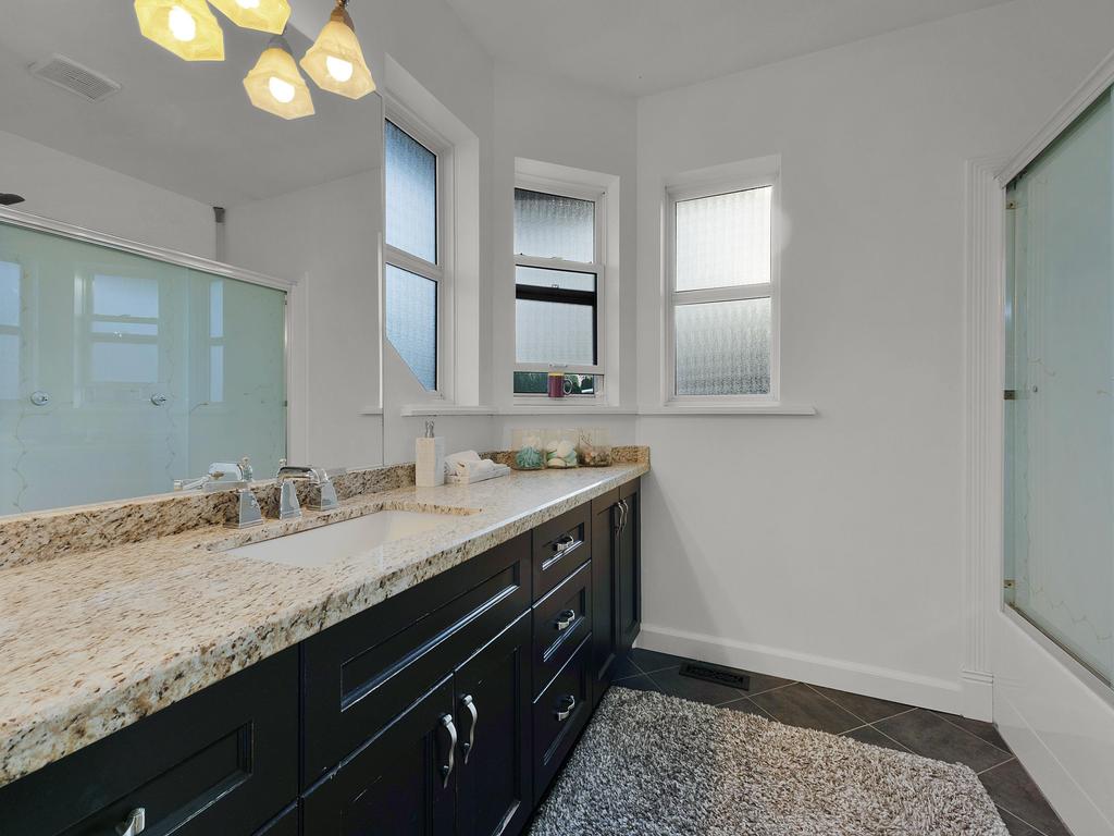 Listing Image for R3108830